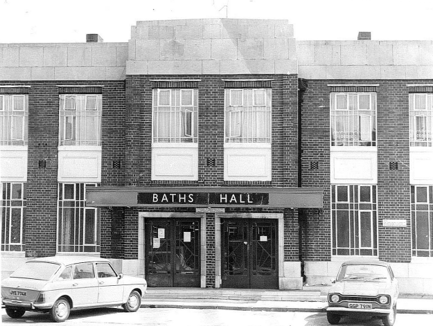 Mitcham Baths edited